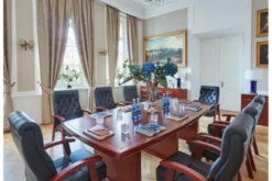 Arredo completo per sala riunione con tavolo 8 posti 280 cm e sedie