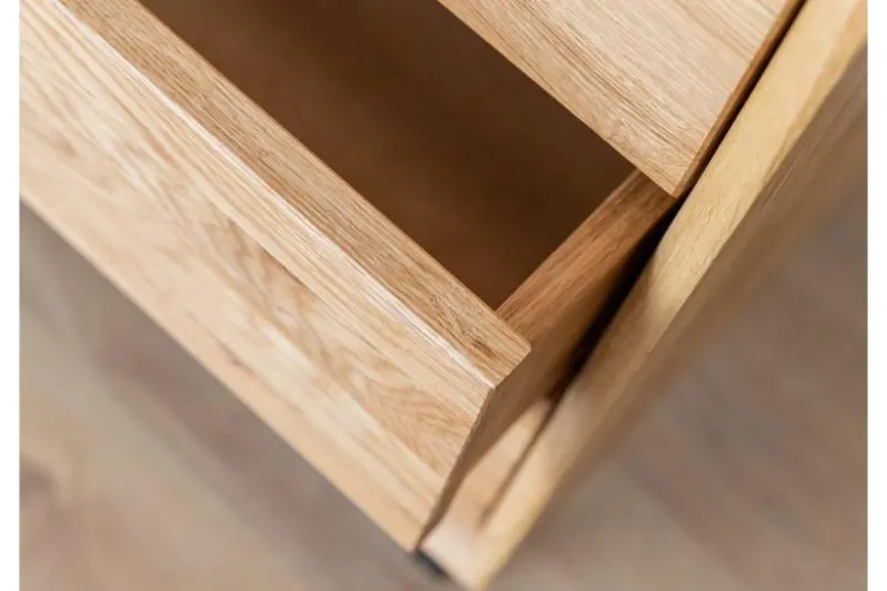 Cassettiera in rovere massello naturale oliato design moderno
