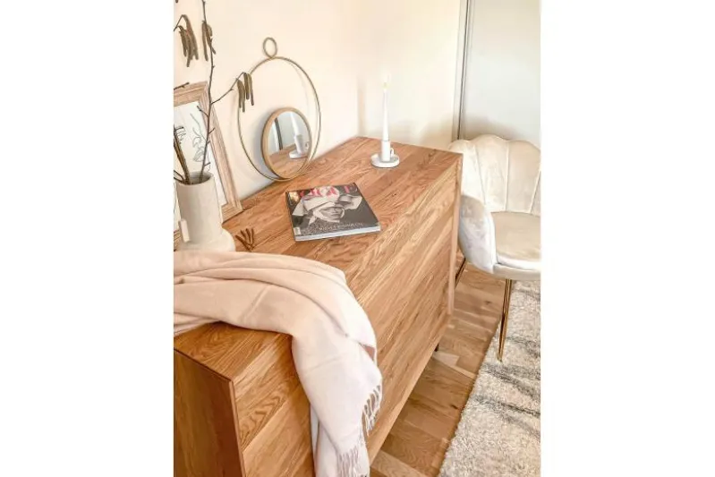 Cassettiera in rovere massello naturale oliato design moderno