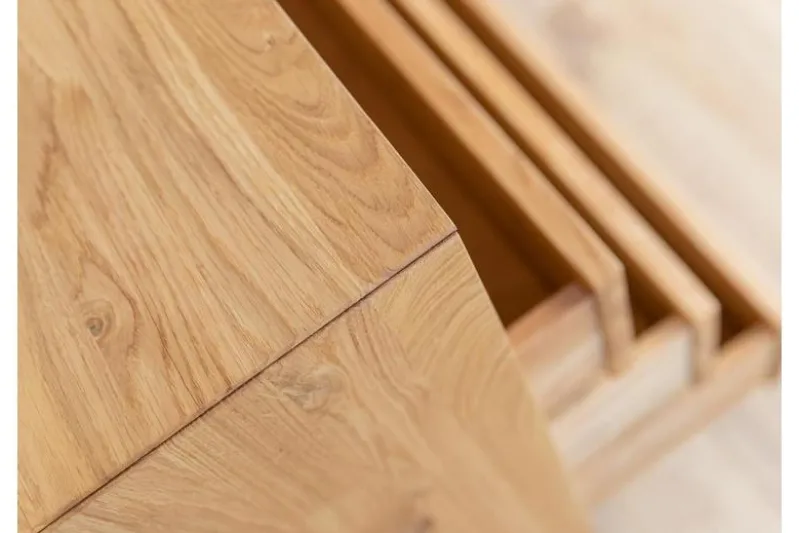 Cassettiera in rovere massello naturale oliato design moderno