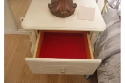 Comodino classico con cassetto color Avorio Bella 902