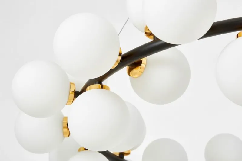 LAMPADA A SOSPENSIONE MODERNA NERO E ORO MARSIADA W40