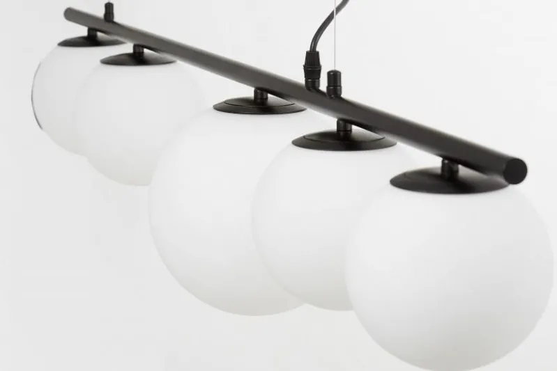 Lampadario a palle bianco e metallo nero BARISTICA W5
