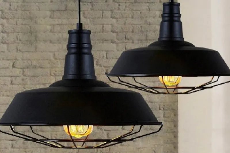 Lampadario a sospensione stile industriale Arigio D45 Nero