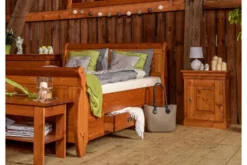 Letto shabby toscano in legno massello miele con cassetti 160x200