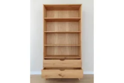 Libreria in legno naturale massello con cassetti