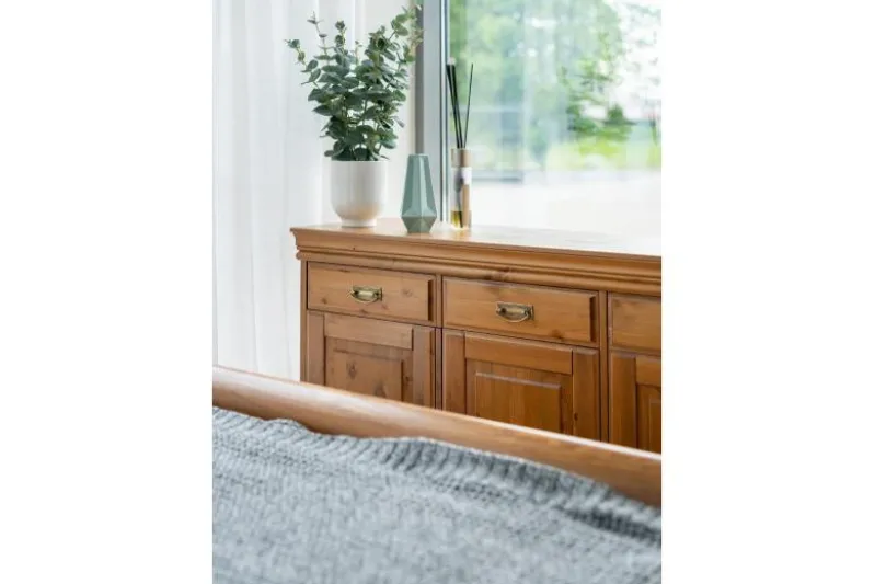 Madia legno massello miele 3 ante shabby toscano