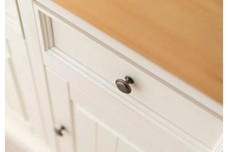 Madia shabby chic pino massello bicolore bianco e naturale