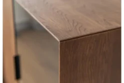 Mobile bar in rovere massello tabacco e vetro con portabottiglie