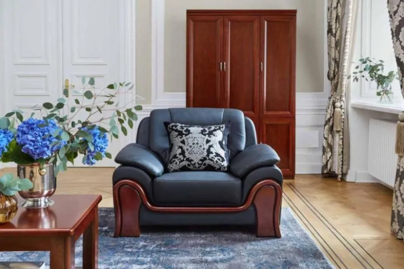 Poltrona in pelle Palladio Nero