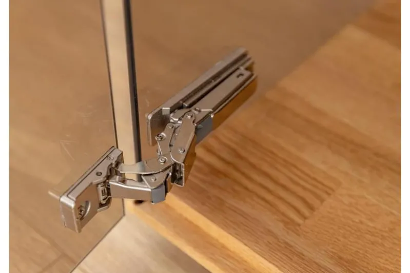 Porta TV moderno con vetrina e led rovere massello