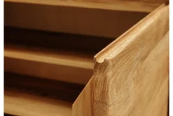 Scarpiera chiusa in legno naturale di rovere massello oliato
