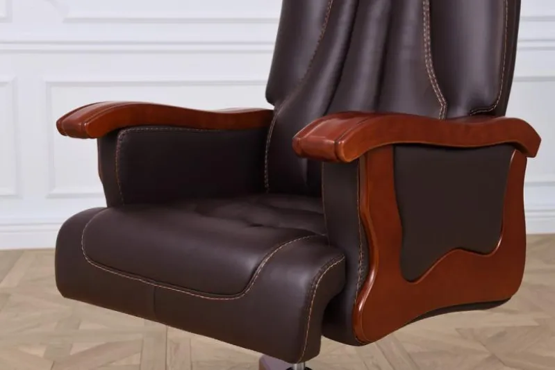 Sedia con rotelle per ufficio in pelle marrone Prestige