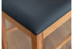 Sedia per tavolo rovere massello e sedile nero imbottito VERTO