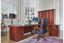 Sedia ufficio direzionale in pelle nera Ambassador