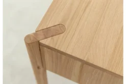 Toeletta moderna in rovere massello naturale oliato