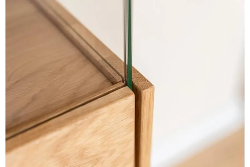 Vetrina bassa 2 ante design moderno in rovere massello grezzo