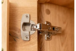 Vetrina moderna 2 ante apertura sinistra in legno massello oliato